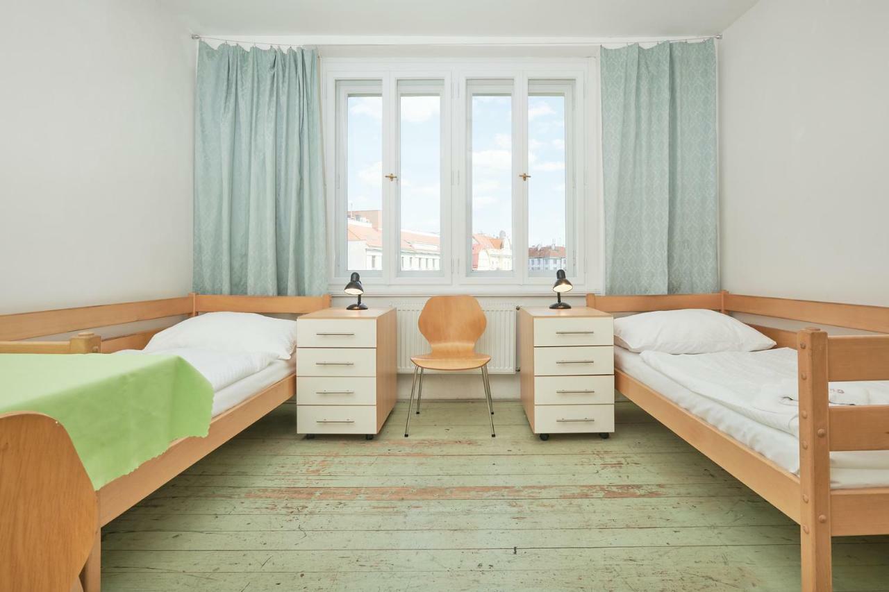 Hostel Mikoláše Alše Praga Esterno foto